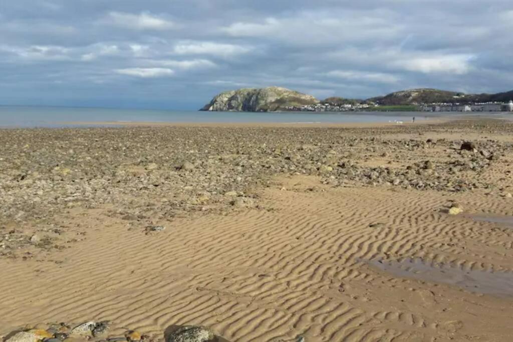 Orme View Dog Friendly Apartment Llandudno Dış mekan fotoğraf
